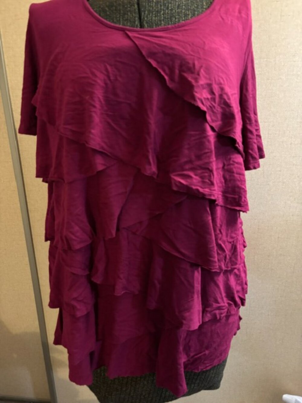 Leebe 2X Women's Short Sleeve Solid Ruffle Blouse
